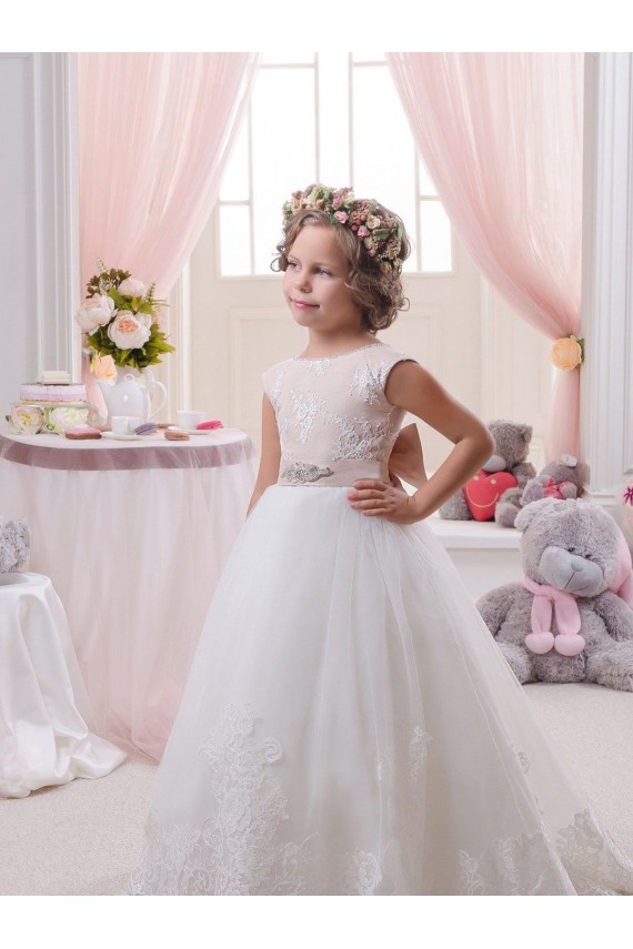 Sleeveless Bateau Neck V-Back Tulle & Lace Ball Gown Flower Girl Dresses Newcastle