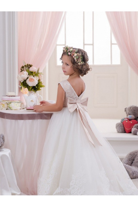 Sleeveless Bateau Neck V-Back Tulle & Lace Ball Gown Flower Girl Dresses Newcastle